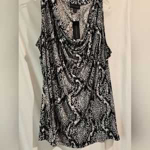 Sleeveless blouse